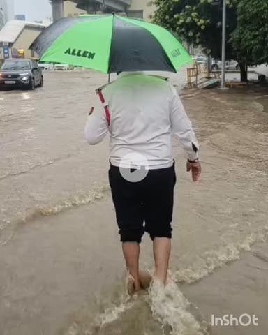 गुरुग्राम: जिले में भारी बरसात और जलभराव में भी यातायात पुलिस डटी रही, यातायात का संचालन सफलतापूर्वक कराया