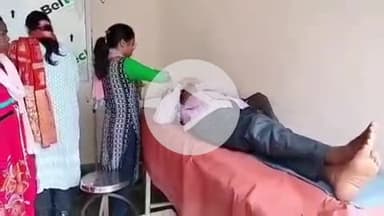 गुमला: दुर्गा मंदिर परिसर में सड़क दुर्घटना, गंभीर रूप से घायल व्यक्ति सदर अस्पताल रेफर