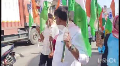 संपतचक: संपतचक प्रखंड में भाजपा प्रदेश उपाध्यक्ष के नेतृत्व में भव्य तिरंगा यात्रा, उमड़ा जनसैलाब