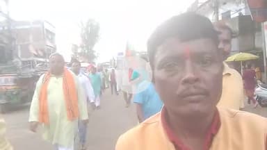 भाजपा गुमला द्वारा विभाजन विभीषिका स्मृति दिवस के अवसर पर गमुला शहर में मौन जूलूस निकाल कर  14 अगस्त 1947 में हुए भारत पाक विभाजन के पीड़ित परिवारों को याद किया।