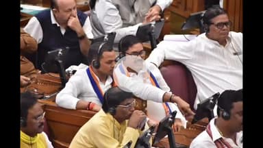 मड़ियाहू: विधायक डॉ. आर. के. पटेल ने सदन में पिच रोड निर्माण का मुद्दा उठाया