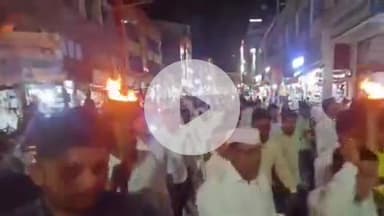 बाड़मेर: जिला कांग्रेस कमेटी बाड़मेर ने गांधी चौक से निकाला कैंडल मार्च, वोट चोरी के खिलाफ लगाए नारे