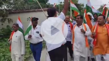 उचकागांव: उच्चकागांव प्रखंड के दहीभाता में भाजपा कार्यकर्ताओं ने निकाली तिरंगा यात्रा