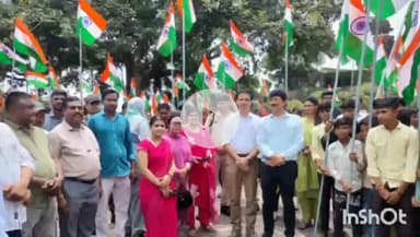 गुना: जिला प्रशासन ने हर घर तिरंगा, हर घर स्वच्छता अभियान के तहत बजरंगगढ़ किले पर निकाली तिरंगा यात्रा