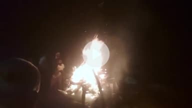 पारु विधानसभा के पारु हॉस्पिटल निवासी दवा व्यवसायी मेरे घनिष्ट मित्र श्री कमलेश पटेल के माता जी जो हमारे लिए बराबर चिंतित रहने वाली और बराबर हाल चाल लेने वाली हमारी माँ के समान चाची जी का भोर में निधन हो गया उनका अंतिम संस्कार रेवा में हुआ!