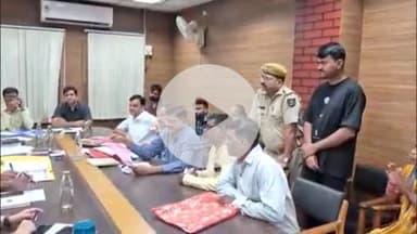 लाडपुरा: KDA परिसर में जनसुनवाई के दौरान आयुक्त हरफूल सिंह यादव ने सुनी लोगों की समस्याएं, अधिकारियों को समाधान के दिए निर्देश