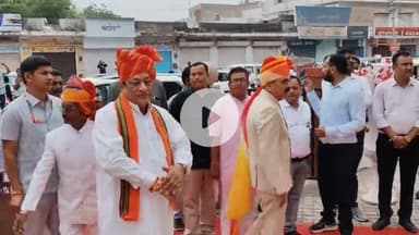 पाली: रोहट: केबिनेट मंत्री जोराराम कुमावत ने शहीद स्मारक पर शहीदों को पुष्प चक्र अर्पित कर उनकी याद की