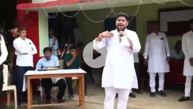 माडा: स्वतंत्रता दिवस पर मेधावी छात्रों को लैपटॉप व मोबाइल देकर किया सम्मानित, माड़ा जनपद सदस्य रणधीर सिंह ने की सराहनीय पहल