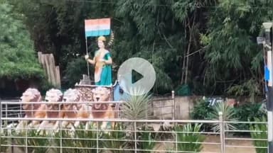 कोंडागांव: कोंडागांव में स्वतंत्रता दिवस पर भारत माता की प्रतिमा की अनदेखी, लोगों ने मूर्ति पर माल्यार्पण कर किया सम्मान