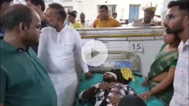 लाडपुरा: ऊर्जा मंत्री हीरालाल नागर ने सांगोद में दुर्घटना में घायल छात्रों से मेडिकल कॉलेज अस्पताल में की मुलाकात
