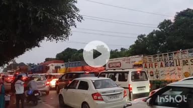 बरेली: भोजीपुरा थाना क्षेत्र के नैनीताल हाइवे पर लगा भीषण जाम