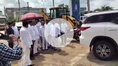 ఉప్పల్: ఘట్‌కేసర్‌ రోడ్డును పరిశీలించిన మల్కాజిగిరి ఎంపీ ఈటల రాజేందర్