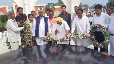 रामपुर: शुक्रवार को गाँधी समाधी पर 79वें स्वतंत्रता दिवस के उपलक्ष्य में राज्यमंत्री बलदेव सिंह औलख ने किया ध्वजारोहण