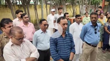 धनौरा: स्वतंत्रता दिवस के अवसर पर गजरौला सामुदायिक स्वास्थ्य केंद्र में धूमधाम के साथ किया गया ध्वजारोहण