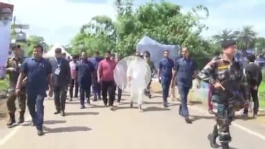 कांके: मुख्यमंत्री हेमन्त सोरेन ने पैतृक गांव नेमरा में किया झंडोत्तोलन, राज्यवासियों को दी स्वतंत्रता दिवस की बधाई