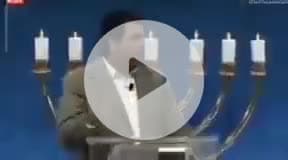 कर्नाटक के 84% मूर्ख स्टुपिड हिंदुओं को धन्यवाद यह बात कर्नाटक का एक ईसाई मिशनरी एक चर्च में तमाम ईसाई संगठनों को पादरियों को ईसाइयों को संबोधित करते हुए कह रहा है कि कर्नाटक में मात्र1% ईसाई हैं कर्नाटक के 84% मूर्ख हिन्दुओ को धन्यवाद | |