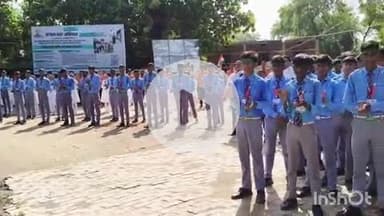 सिरदला: सिरदला में धूमधाम से मनाया गया 79वां स्वतंत्रता दिवस, स्कूली बच्चों ने बांधा शम्मा