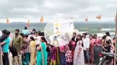 జడ్చర్ల: జడ్చర్ల పట్టణంలోని రంగనాయక ఆలయానికి పోటెత్తిన భక్తులు