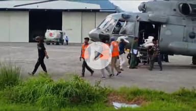 डुंडा: प्रभावित क्षेत्र में रसद और राजमर्रा की वस्तुएं मातली व चिन्यालीसौड़ से हर्षिल तक हेलीकॉप्टर से पहुंचाई जा रही हैं