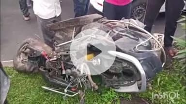 हिंगणघाट: राष्ट्रीय महामार्गावरील शहरालगतच्या मोहता बगीच्या जवळ कार व मोपेडचा अपघात, मोपेड चालक गंभीर जखमी