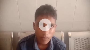 बिधूना: सहार क्षेत्र के हरबंशपुर गांव में सड़क हादसे में पिता-पुत्र हुए घायल, घटना की जानकारी देता घायल