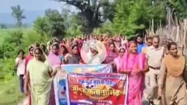 कोटा: ग्राम पंचायत पहाड़ बछाली में नशे के विरुद्ध महिलाओं ने निकाली जागरूकता रैली