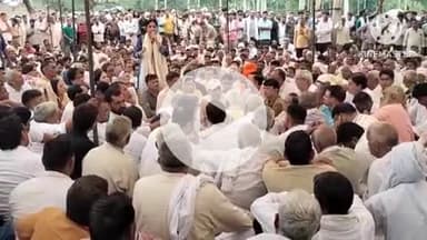 भिवानी: गांव सिंघानी में मनीषा हत्याकांड के समर्थन में उतरे हरियाणवी कलाकार, धरना स्थल पर कर रहे हैं समर्थन