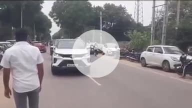 लोहारू: मनीषा हत्याकांड मामले को लेकर पूर्व मंत्री जेपी दलाल समेत कई नेता ढीगावा में धरने पर बैठे