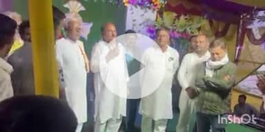 फतुहा: फतुहा विधायक सह पूर्व मंत्री ने सबलपुर विष्णु मंदिर में सांस्कृतिक कार्यक्रम का उद्घाटन किया