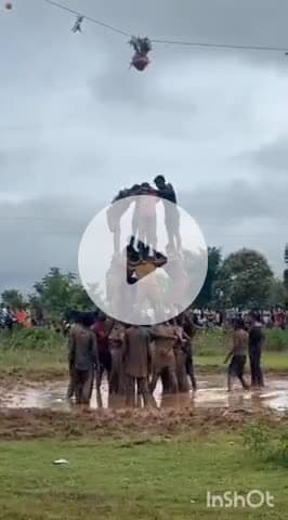 जगदलपुर: विश्व हिंदू परिषद स्थापना दिवस पर नानगुर प्रखंड के युवाओं ने हाट पदमुर में दहीहंडी मटकी फोड़ का आयोजन किया