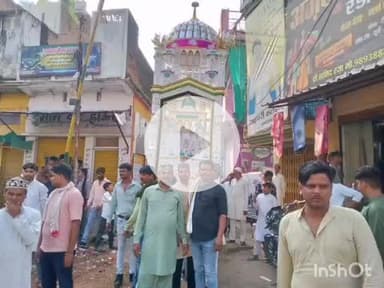 बल्देवगढ़: बल्देवगढ़ में हसन हुसैन की याद में मुस्लिम समुदाय ने मनाया चेहल्लुम पर्व, पुलिस की रही चाक-चौबंद व्यवस्था