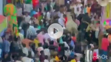 संभल: नाखासा चौराहे पर चेहल्लुम के जुलूस में सांड घुस आया, अफरा-तफरी से एक दर्जन लोग घायल