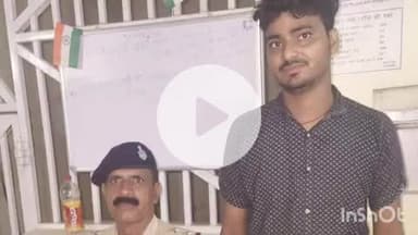 भभुआ: असराढी़ पुल के पास शराब के नशे में एक युवक को पुलिस ने किया गिरफ्तार