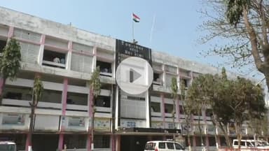 मधेपुरा: नगर परिषद क्षेत्र के वार्ड नंबर 15, जपलेसर मंदिर में राधा कृष्ण के रूप में दो बच्चे बने आकर्षण का केंद्र