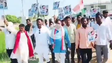 भभुआ: bhabhua ke purv vidhayak Ramchandra Yadav hajaron samarthakon  ke sath matdata Adhikar Yatra mein Sasaram pahunche