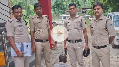 सिंगरौली: मोरवा पुलिस ने दुधिचुआ जंगल में अवैध शराब के साथ आरोपी को किया गिरफ्तार