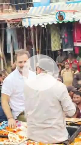 वोट चोरों देख लो - जनता जाग चुकी है, अब वोट चोरी नहीं चलेगी! #VoterAdhikarYatra