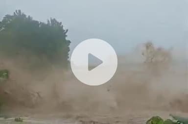 भगवानपुर: अलावलपुर में सोलानी नदी में जलस्तर बढ़ने से बहाव में बहे शमशान घाट और कूड़ेदान, प्रशासन की टीम ने किया निरीक्षण