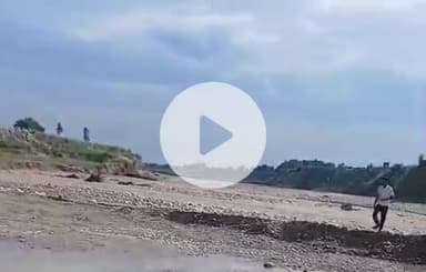 भगवानपुर: बंजारेवाला गांव में रो नदी से खनन माफियाओं पर अवैध खनन का आरोप, ग्रामीणों ने किया प्रदर्शन