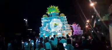 खंडवा नगर: गोवा नवमी पर निकली 15 से अधिक झिलमिलाती छड़ियाँ, मुस्लिम समाज ने किया स्वागत