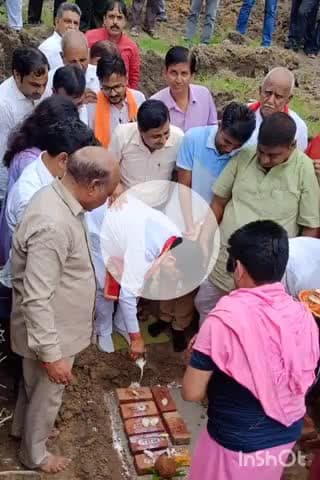 जानसठ: जानसठ कस्बे में ज्ञानेश्वर महादेव मंदिर के भवन निर्माण का उद्घाटन राज्य मंत्री कपिल देव अग्रवाल ने किया