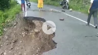 चिन्यालीसौड़: चिन्यालीसौड़ में गंगोत्री हाइवे पर सड़क का एक हिस्सा वाशआउट, वाहनों की आवाजाही हुई बंद