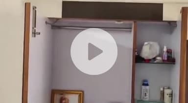 बाड़मेर: बाड़मेर शहर के खेमाबाबा नगर स्थित भाजपा नेता नरपत राज मूंढ के घर से कैश और ज्वेलरी की चोरी