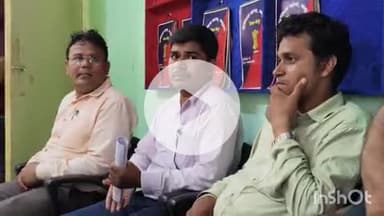 भभुआ: भभुआ थाना के सामने एक्सिस एटीएम में कार्ड फंसने के बाद जालसाजी से निकाली गई राशि, थाने में दिया गया आवेदन