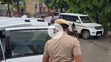 करनाल: सड़क किनारे मिला Ankit का शव, DSP असंध गोरख पाल राणा पहुंचे परिवार के बीच, असंध के अस्पताल में पोस्टमार्टम