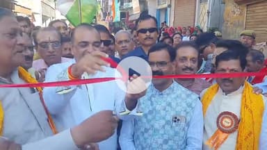 रामपुर: सोमवार को पुराना गंज में श्रीकृष्ण जन्मोत्सव के उपलक्ष्य में 79वीं रथ यात्रा का उद्घाटन विधायक आकाश सक्सेना ने किया