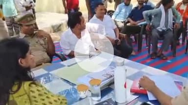 कर्वी: थाना राजापुर परिसर में खड़े 14 लावारिस व जब्तशुदा मोटरसाइकिलों की हुई नीलामी