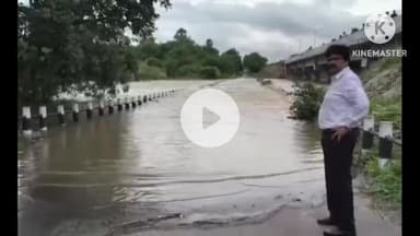 బీబీ నగర్: బీబీనగర్ శివారులోని కుదురుతంగా ప్రవహిస్తున్న చినేటి వాగును పరిశీలించిన జిల్లా కలెక్టర్ హనుమంతరావు