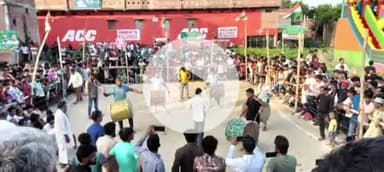 लंभुआ: चांदा क्षेत्र के कोइरीपुर में चेहल्लुम का जुलूस निकला, अखाड़ों व ढोल वालों को किया गया पुरस्कृत