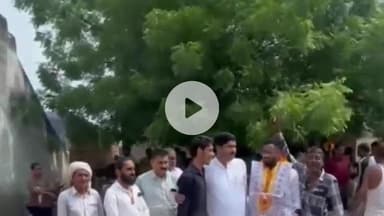 नूह: मेवात के लक्ष्मण सिंह ने FMGE परीक्षा पास की, खेड़ली दौसा गांव में हुआ जोरदार स्वागत